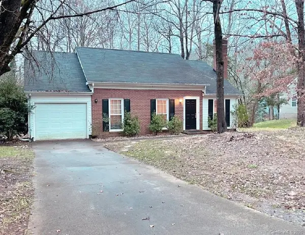 7153 Walnut Wood DR, Charlotte, NC 28227