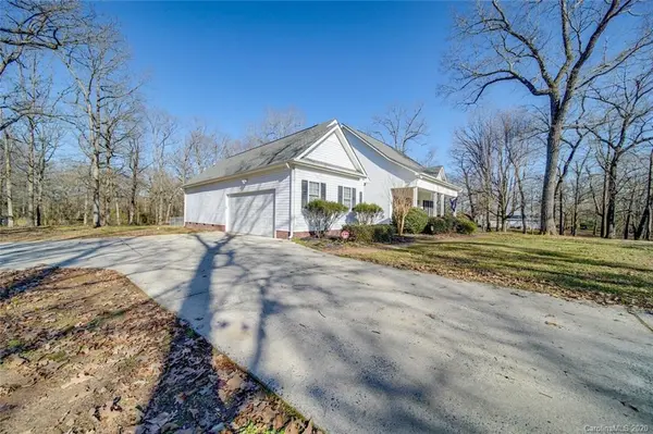 1114 Forest DR, Marshville, NC 28103