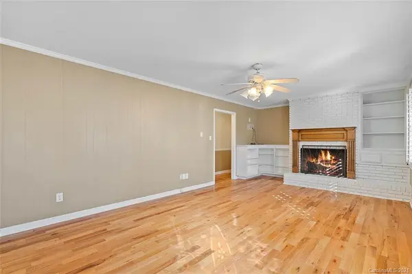1776 Arden DR, Lincolnton, NC 28092