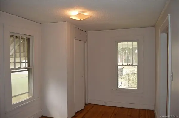 825 Opal ST, Statesville, NC 28677