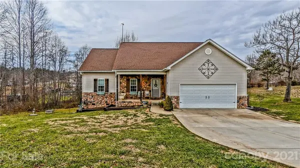 132 Logan Ridge DR, Statesville, NC 28677