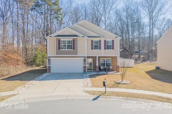5507 Amber View CT, Charlotte, NC 28216