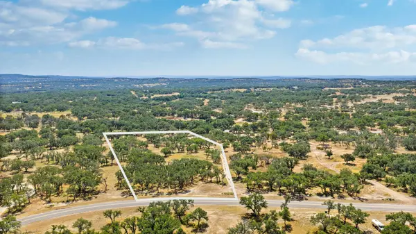 265 Walker Kast Way, Round Mountain, TX 78663