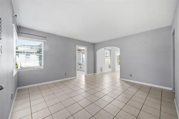 4003 W EUCLID AVE, Tampa, FL 33629