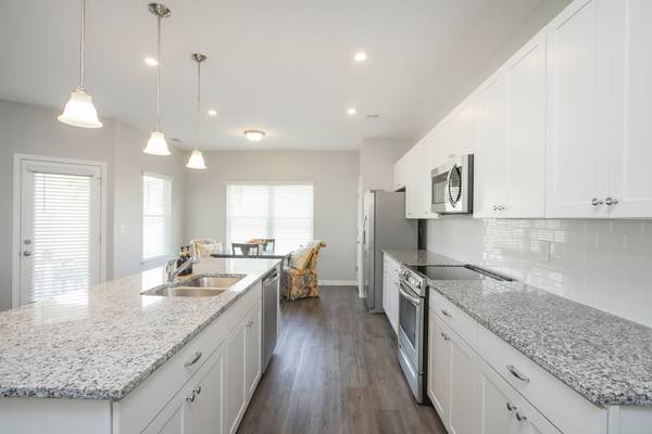 80 Lightwood Dr, Antioch, TN 37013