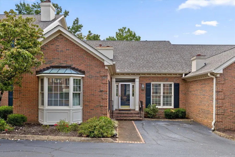 802 Signal Mountain Boulevard #114, Signal Mountain, TN 37377