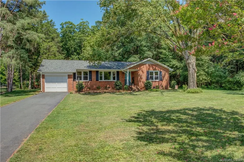 2512 Springs DR, Charlotte, NC 28226