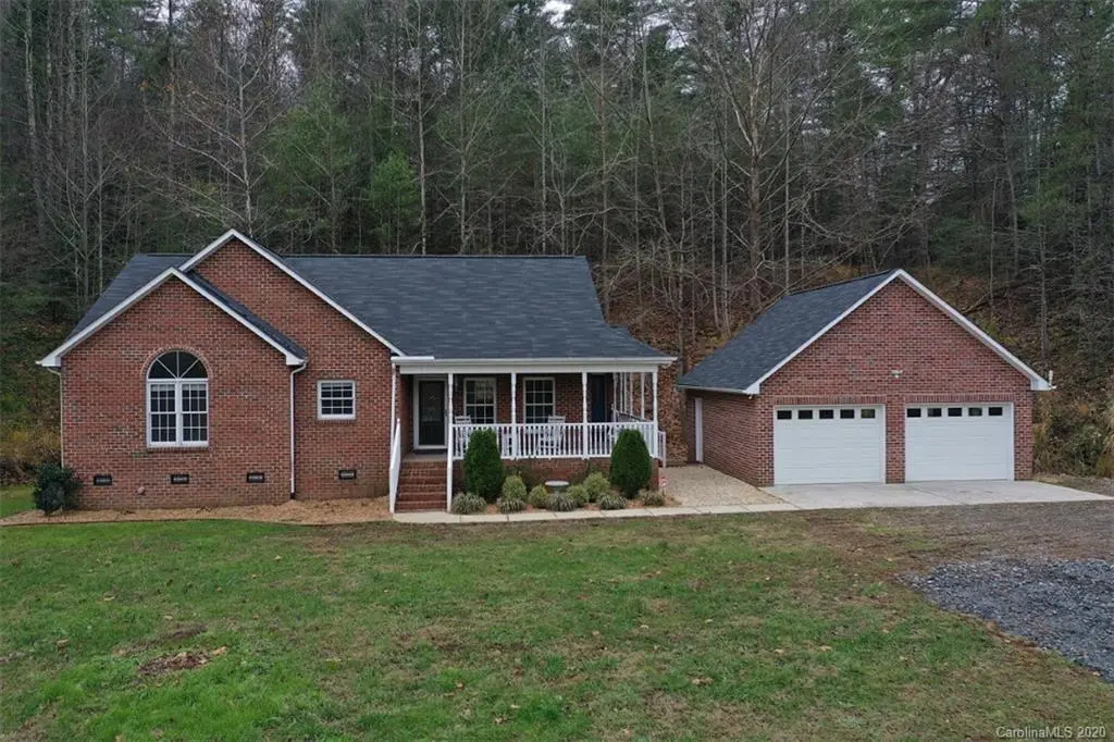 3409 Collettsville RD, Lenoir, NC 28645