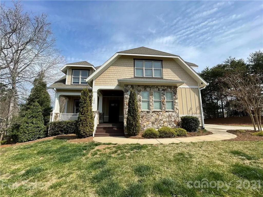 104 Tuskarora Point LN, Mooresville, NC 28117
