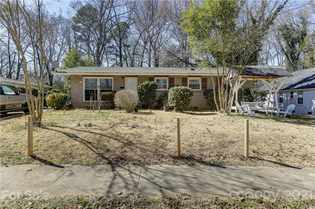 4808 Thornwood RD, Charlotte, NC 28213