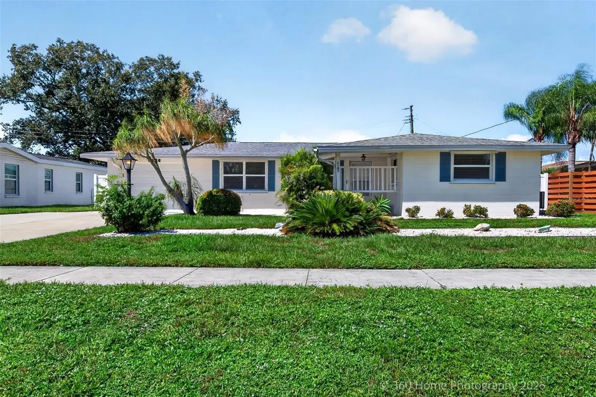 3141 REGATTA CIR, Sarasota, FL 34231
