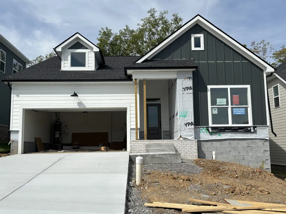 87 Russell Court, Lebanon, TN 37087
