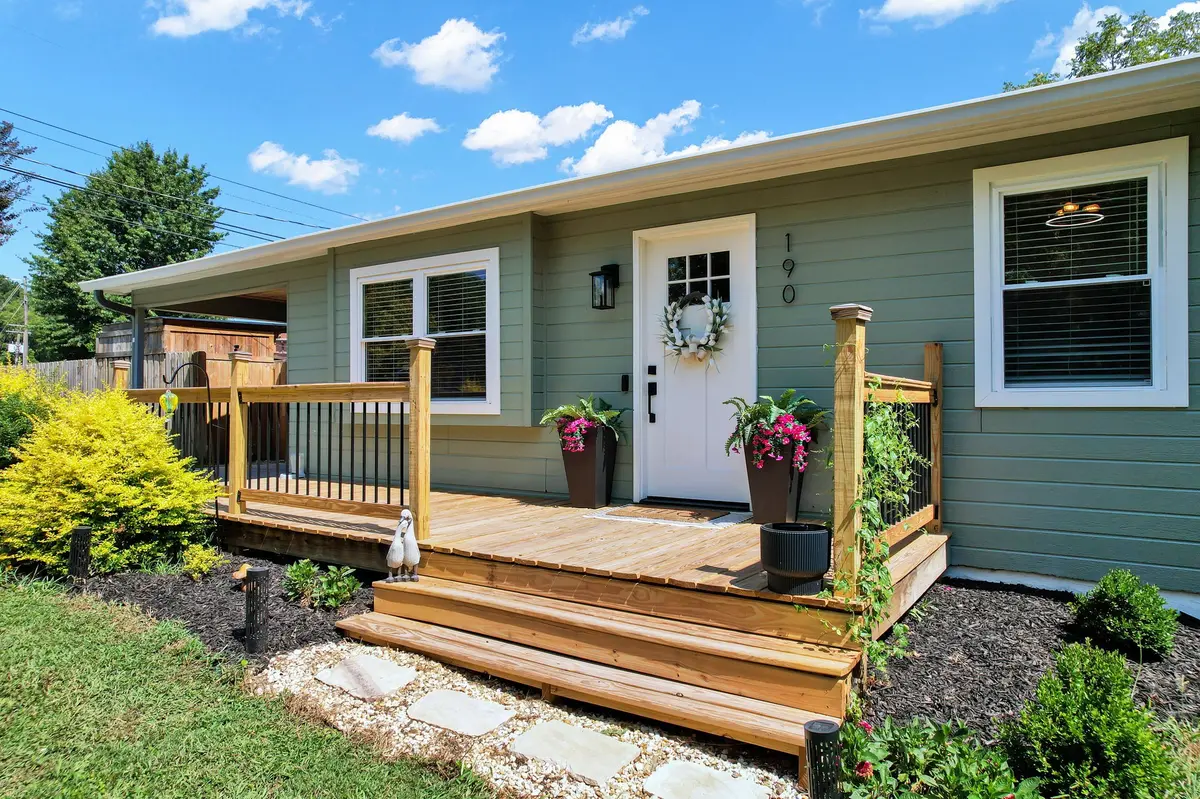 190 Hudson Dr #NW, Cleveland, TN 37312