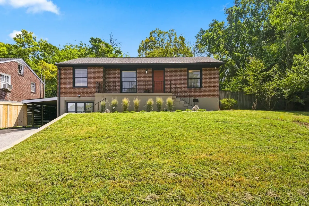 5713 Vine Ridge Drive, Nashville, TN 37205