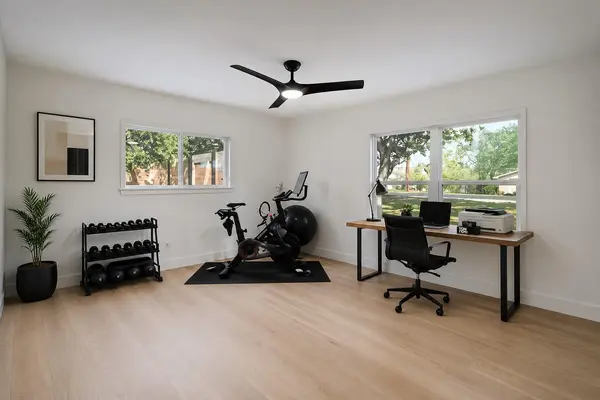 6602 Wolfcreek PASS, Austin, TX 78749