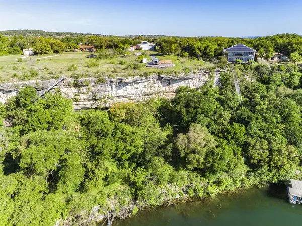 25625 Pedernales Point DR, Spicewood, TX 78669