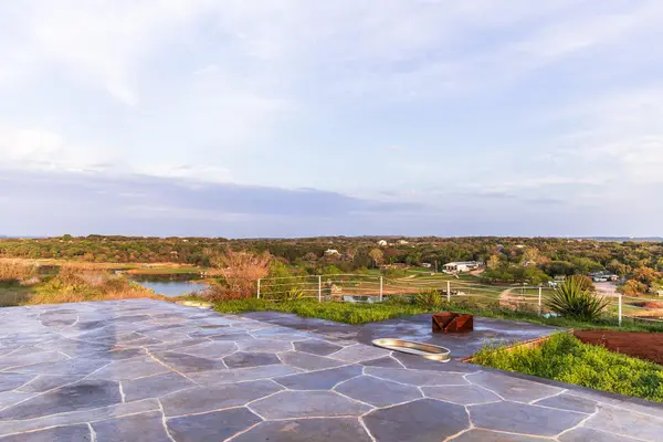 25625 Pedernales Point DR, Spicewood, TX 78669