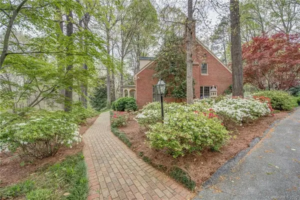 3421 Country Club DR, Gastonia, NC 28056