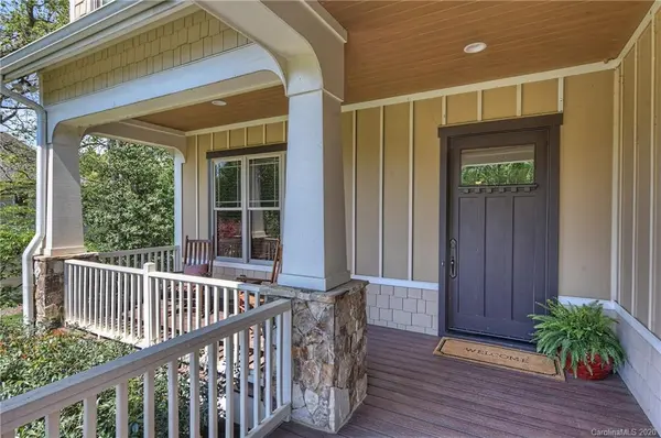 104 Tuskarora Point LN, Mooresville, NC 28117