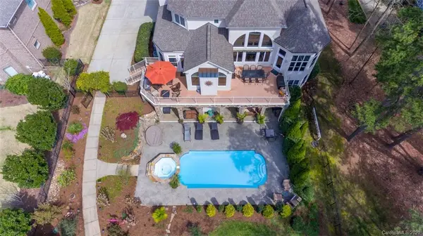 185 Templeton Bay DR, Mooresville, NC 28117