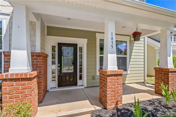 1435 Kilburn LN, Fort Mill, SC 29715