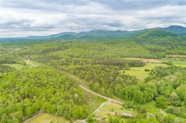 1098 Dysartsville RD, Nebo, NC 28761