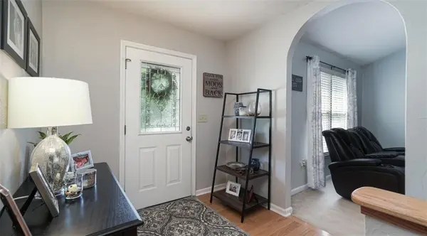 1161 Mulberry LN, Hickory, NC 28602
