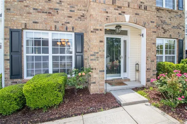 13907 Mill River LN, Charlotte, NC 28273