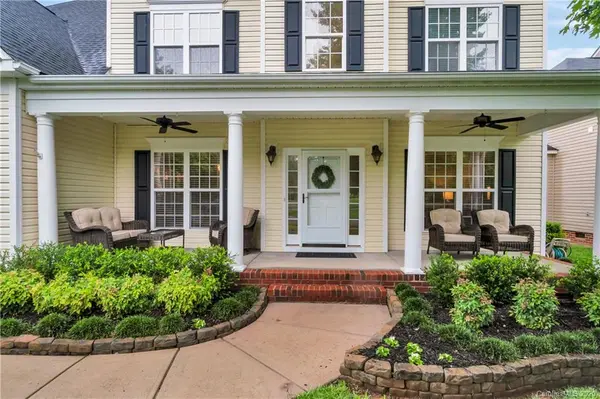 11705 Red Falcon CT, Huntersville, NC 28078