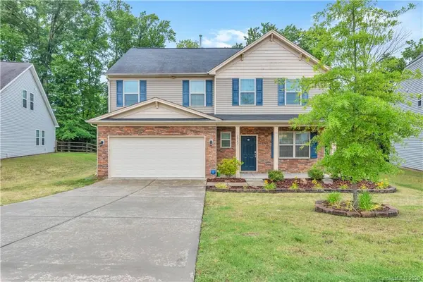 2822 Parsifal LN, Charlotte, NC 28213