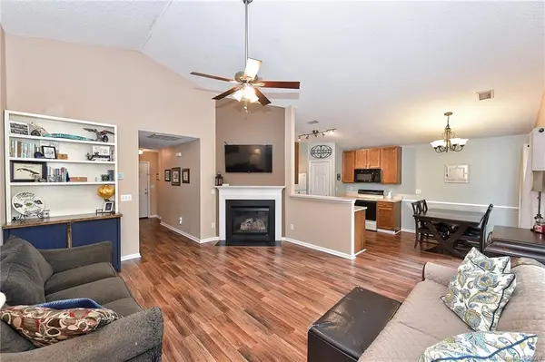 10706 Gold Pan RD, Charlotte, NC 28215