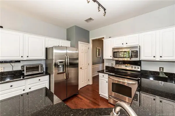 2240 Winthorp Ridge RD, Charlotte, NC 28270