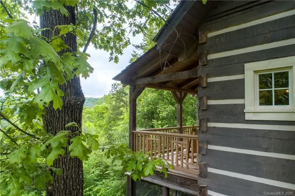 245 Fiddle And A Bow LN, Sylva, NC 28779