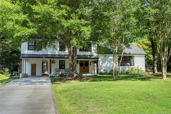 1225 Braeburn RD, Charlotte, NC 28211