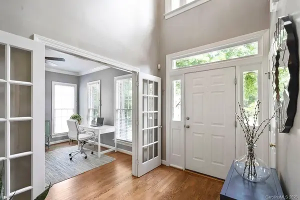 4904 Chestnut Knoll LN, Charlotte, NC 28269