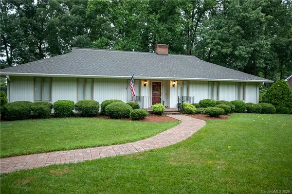 1624 Heatherloch DR, Gastonia, NC 28054