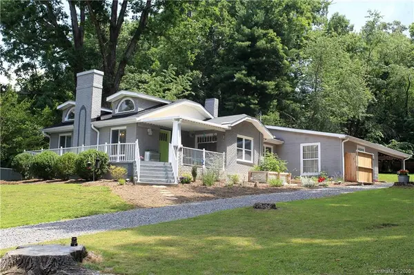 672 Monte Vista RD, Candler, NC 28715