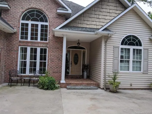 1512 Brentwood PL, Morganton, NC 28655
