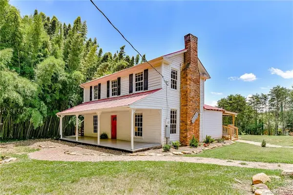 7343 Gabriel ST, Sherrills Ford, NC 28673