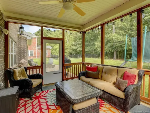 373 Village Loop DR, Rock Hill, SC 29732