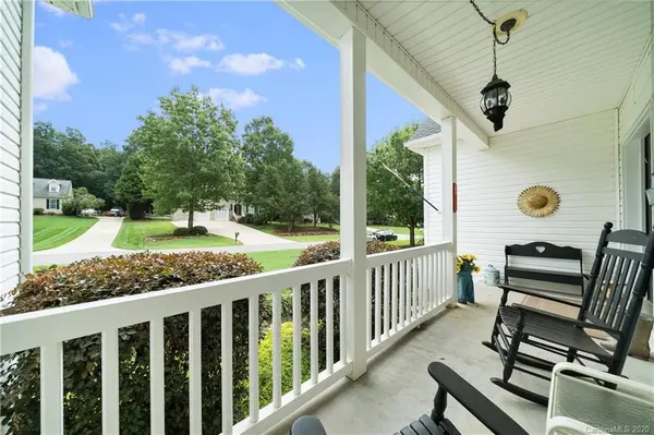 6191 Neptune DR, Denver, NC 28037