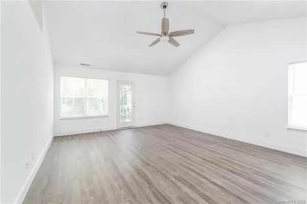 3024 Melita AVE, Charlotte, NC 28216