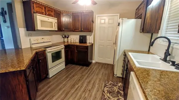 3524 Sulphur Springs RD, Hickory, NC 28601