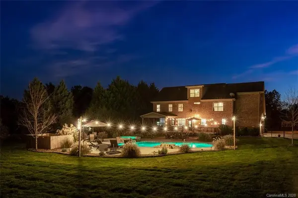 4621 Killian Crossing DR, Denver, NC 28037