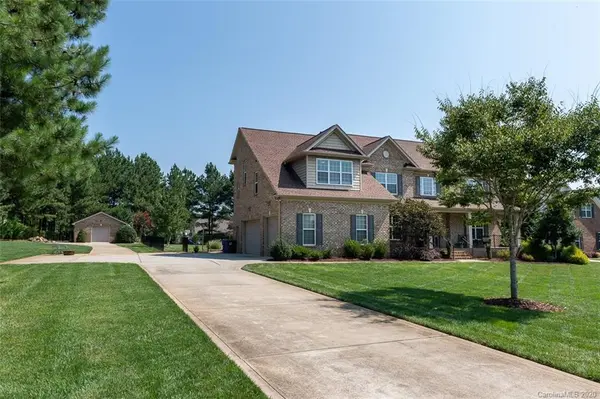 4621 Killian Crossing DR, Denver, NC 28037