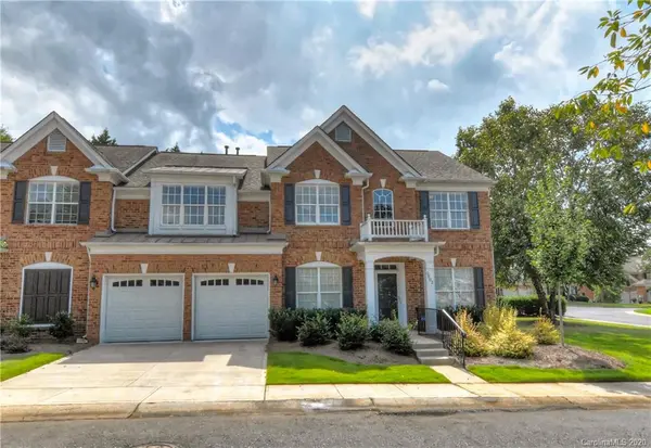 5002 Ashford Crest LN, Charlotte, NC 28226