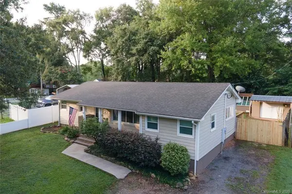 313 Willis RD,  Dallas,  NC 28034