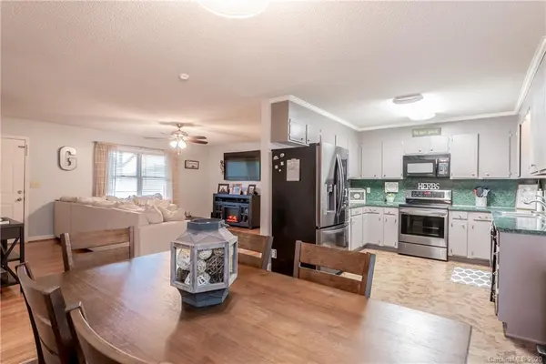 3291 Eberle WAY, Hudson, NC 28638