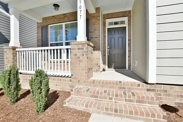5077 Waterloo DR, Tega Cay, SC 29708