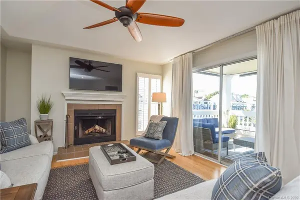 18883 Vineyard Point LN, Cornelius, NC 28031